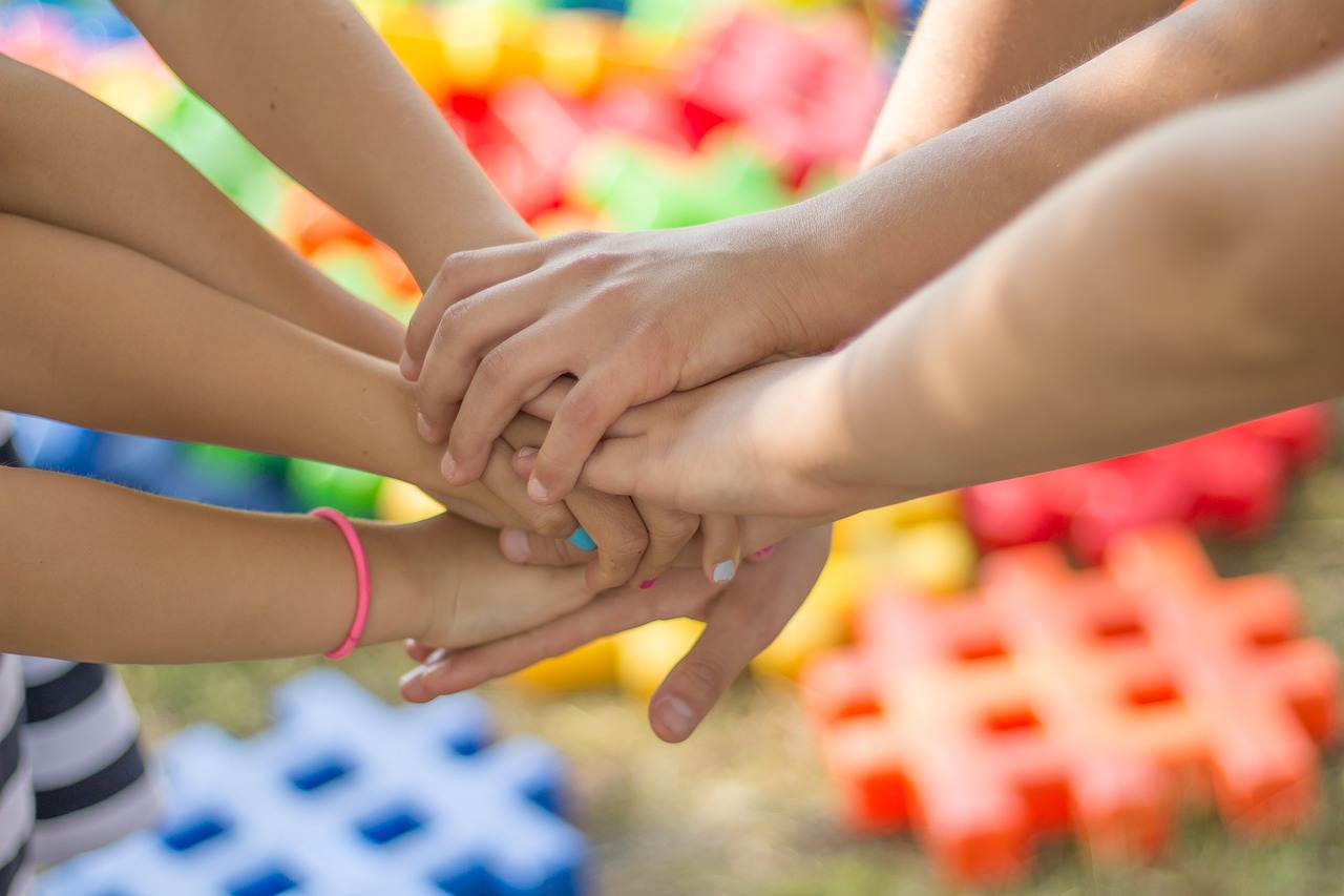 découvrez nos solutions de soutien éducatif pour accompagner les élèves à chaque étape de leur apprentissage. aide personnalisée, ressources pédagogiques et conseils pour réussir à l’école.