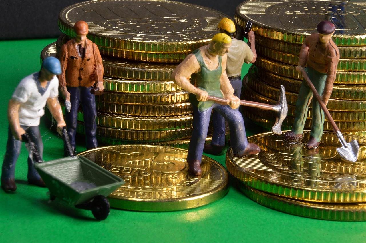 découvrez le principe du loan buyback : un mécanisme de rachat de prêts permettant de réduire vos taux d'intérêt et de regrouper vos dettes pour optimiser votre gestion financière.