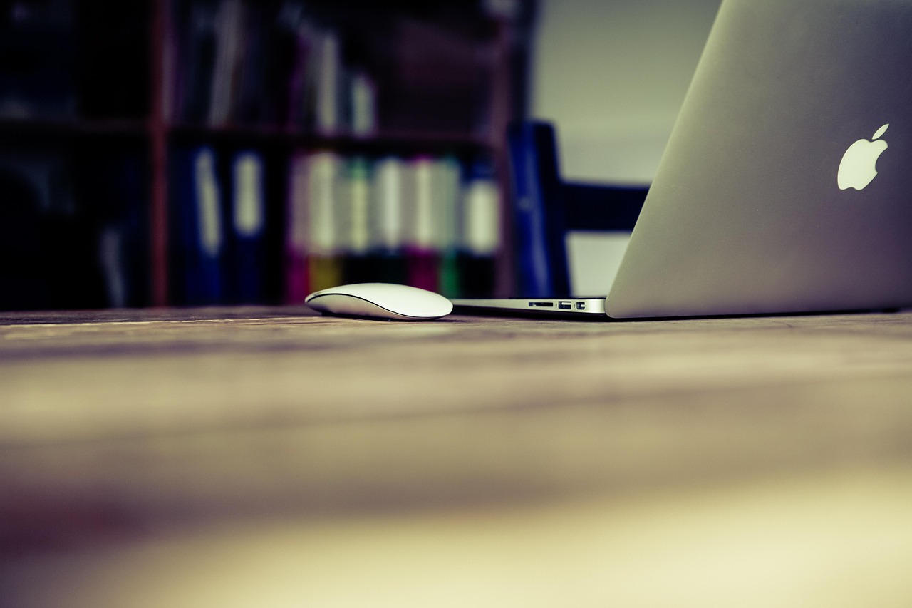 découvrez le rôle, les missions et les avantages du comité d'entreprise (work council) en france : représentation des salariés, organisation d'activités sociales et protection des droits au sein de l'entreprise.