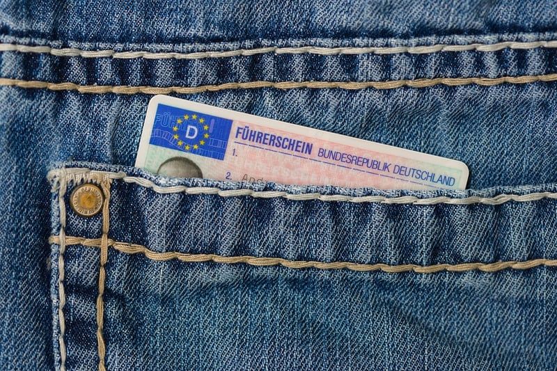 Changer d’auto-école en 2026 : nos astuces pour économiser temps et argent